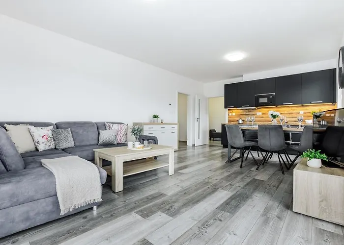 Korzo Lipno * Lipno nad Vltavou